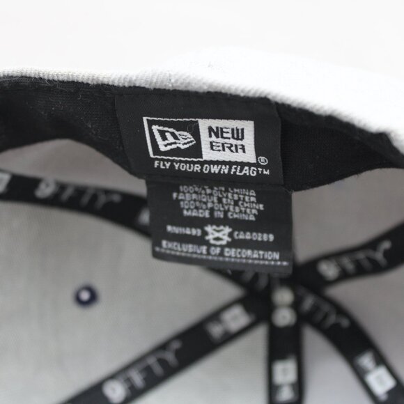 Victoria Harbourcats Hat - 2 Tone Classic by New Era - Adult Snapback - Picture 9 of 9